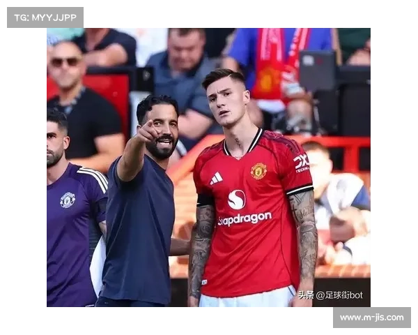 阿森纳1-0埃弗顿登顶英超，哲凯赖什点射制胜